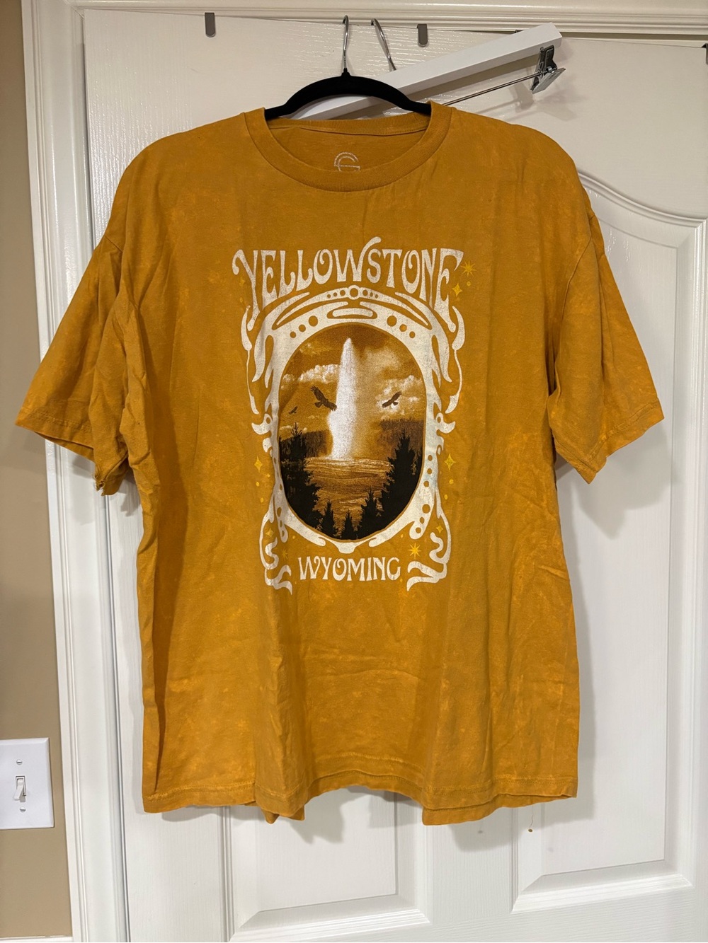 NWOT- Yellowstone Wyoming Graphic Tee - Mustard Short Sleeve
